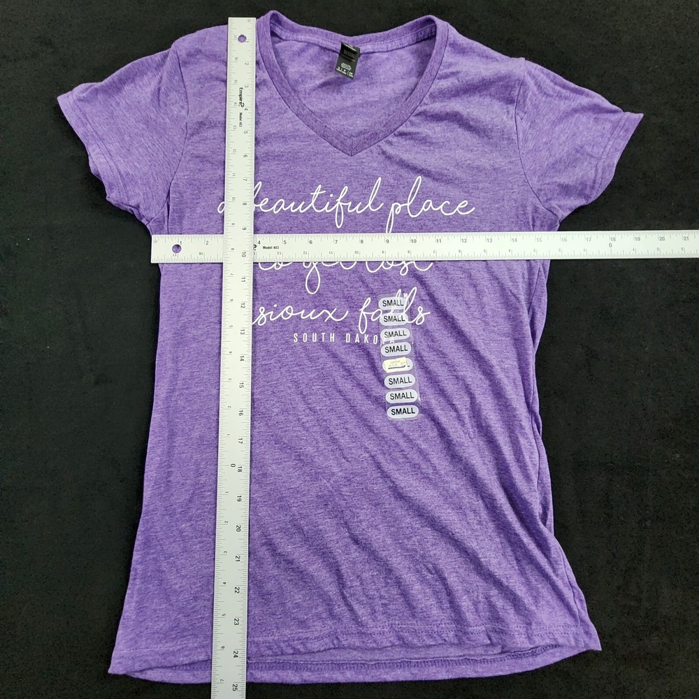 Sioux Falls ID Beautiful Place to Get Lost Purple T-Shirt Women's S - Picture 6 of 8